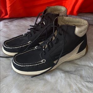 Size 7 Sperry Semi Laced Up High Tops